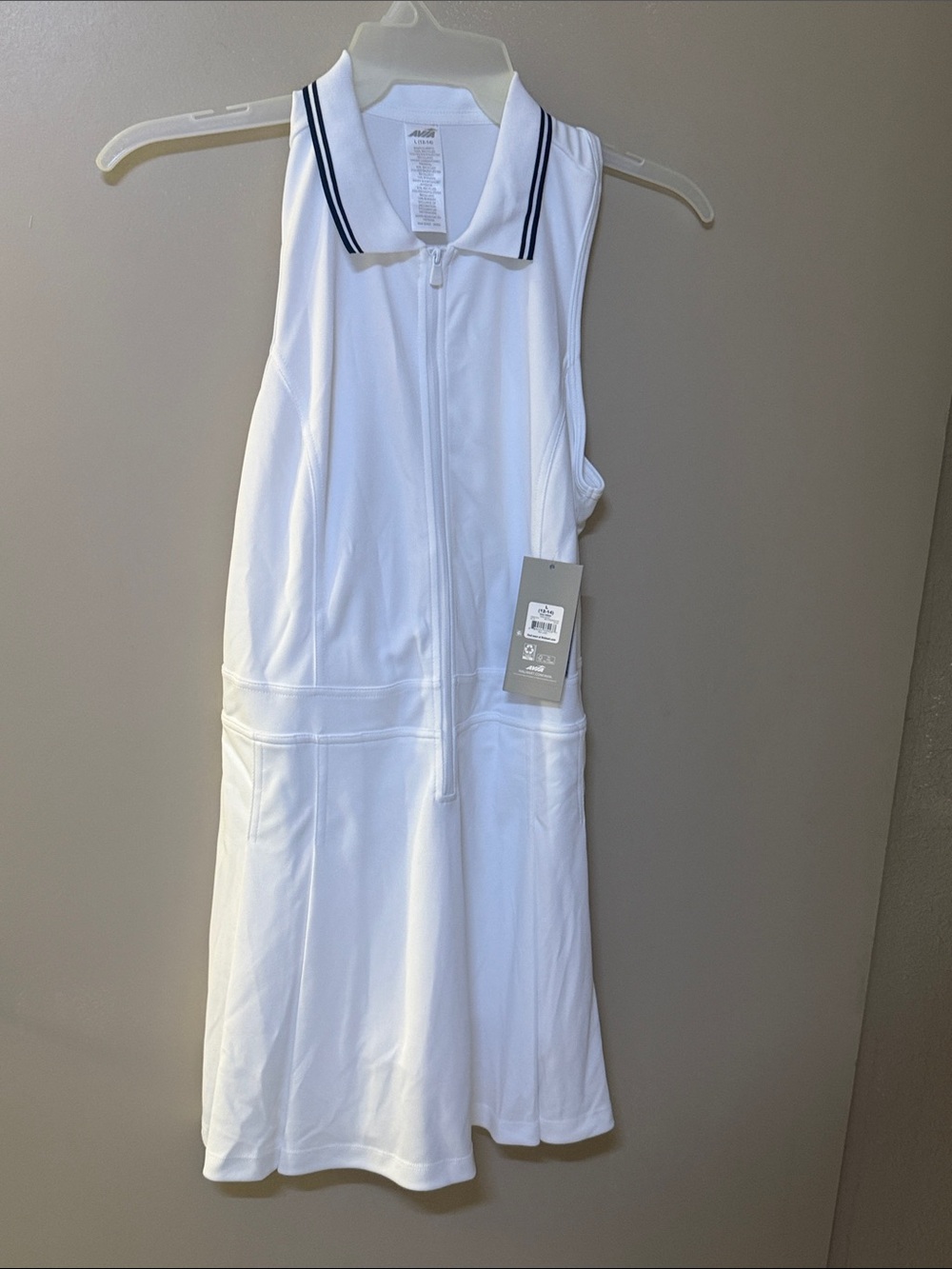 Woman’s Avia Golf Dress size L NWT built in short